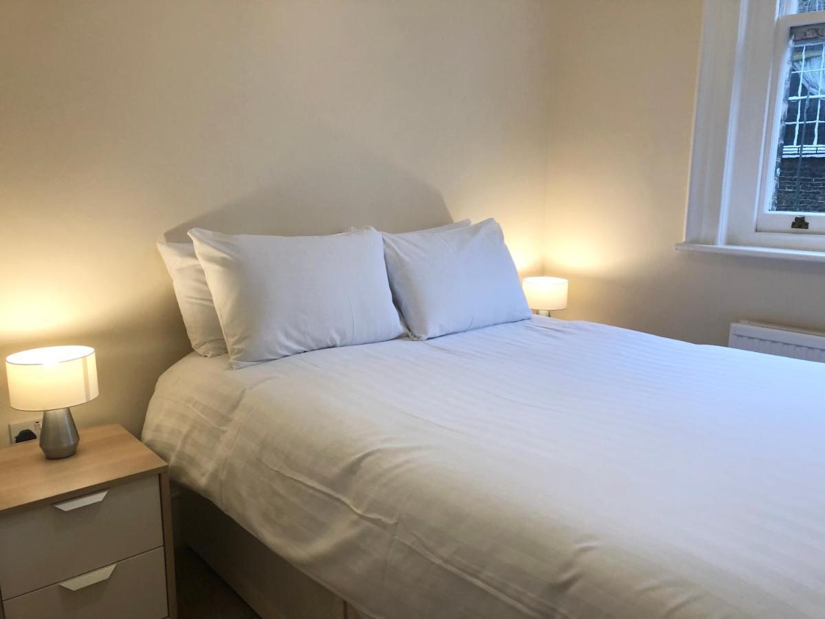 לונדון Stylish Maisonette And Studio In Victoria מראה חיצוני תמונה