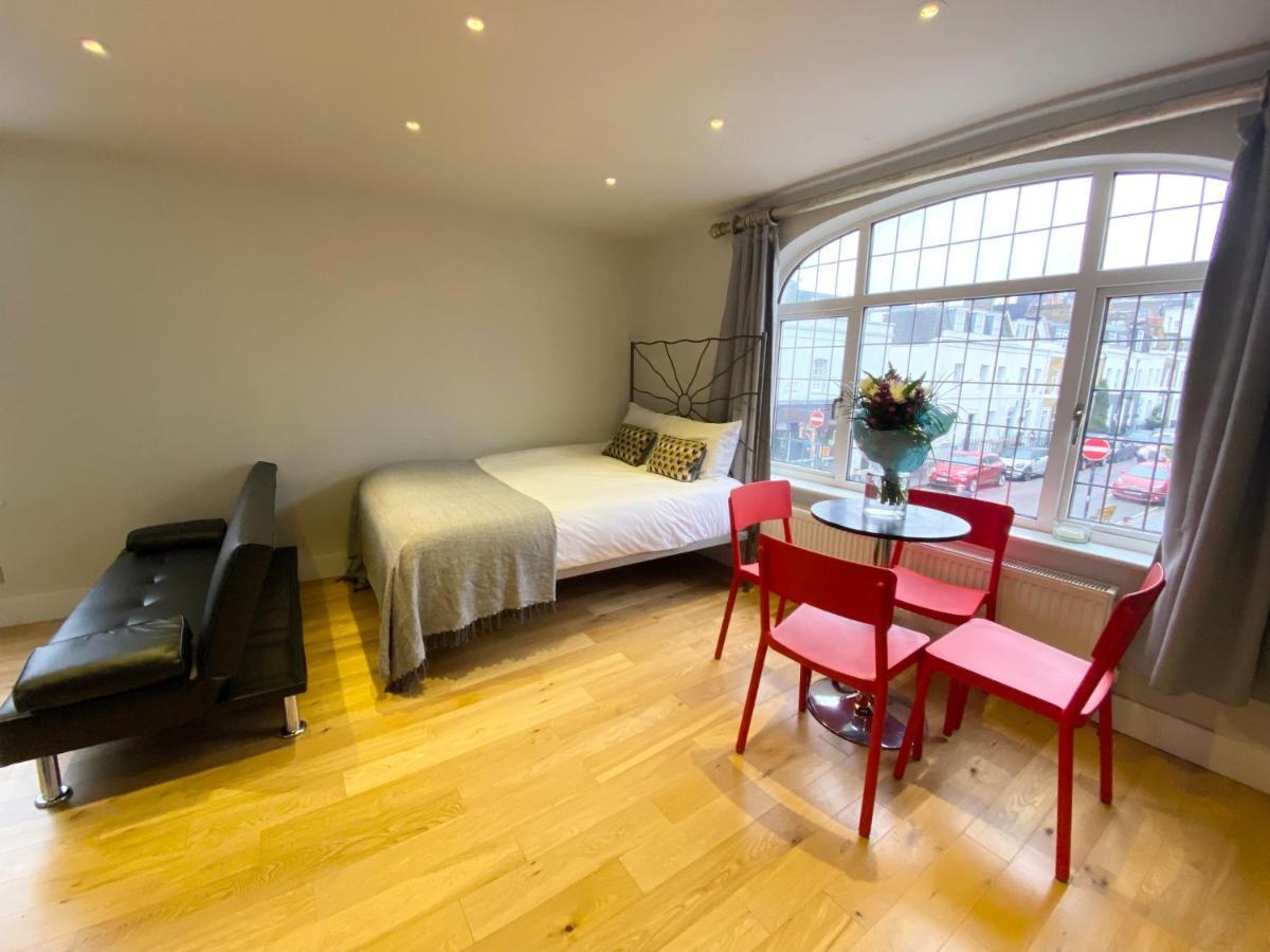 לונדון Stylish Maisonette And Studio In Victoria מראה חיצוני תמונה
