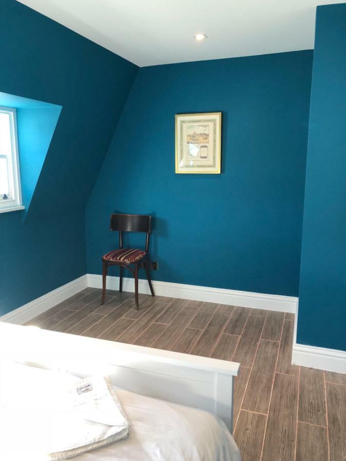 לונדון Stylish Maisonette And Studio In Victoria מראה חיצוני תמונה