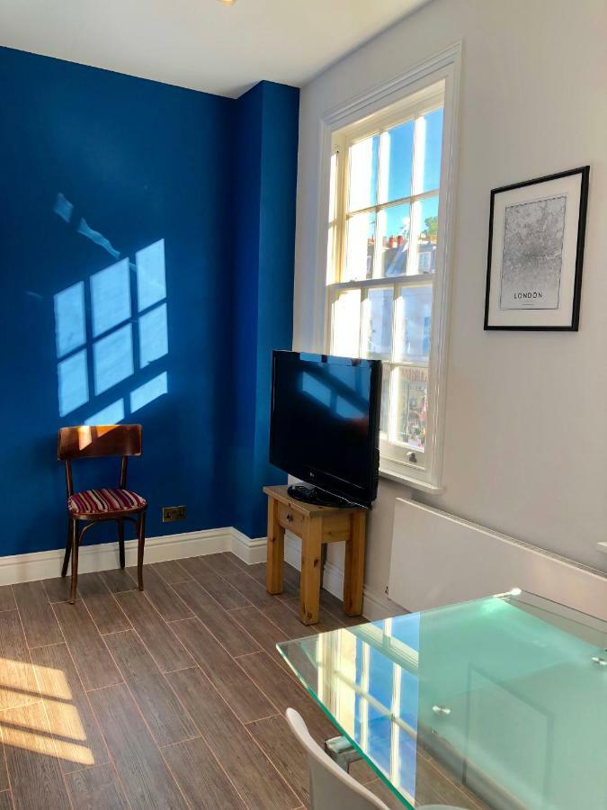 לונדון Stylish Maisonette And Studio In Victoria מראה חיצוני תמונה