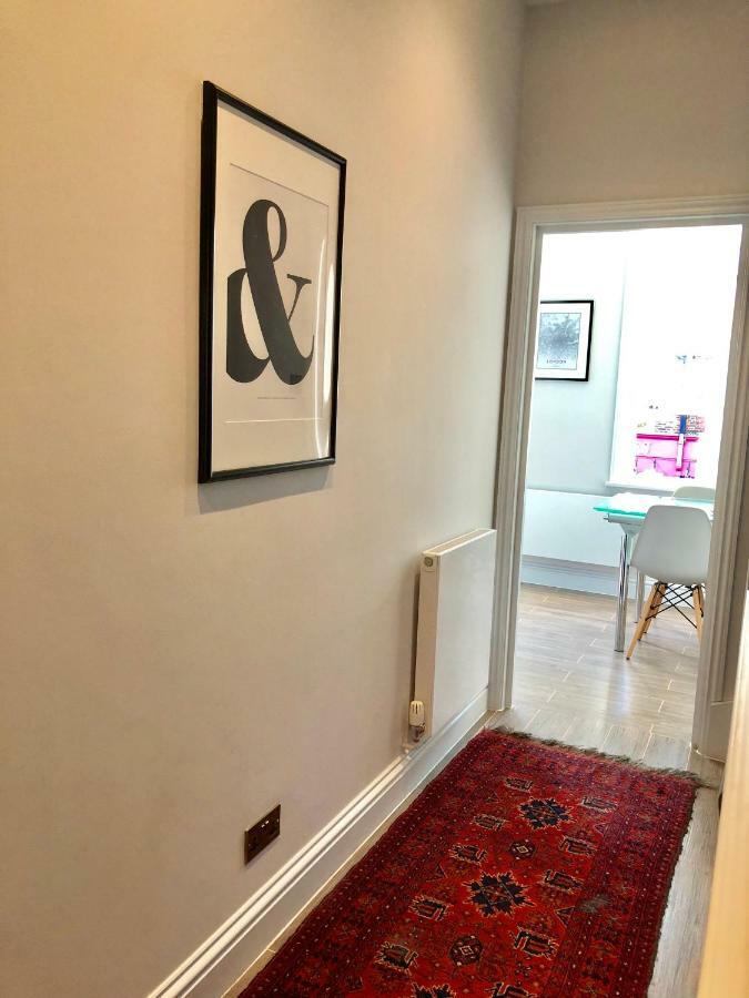 לונדון Stylish Maisonette And Studio In Victoria מראה חיצוני תמונה